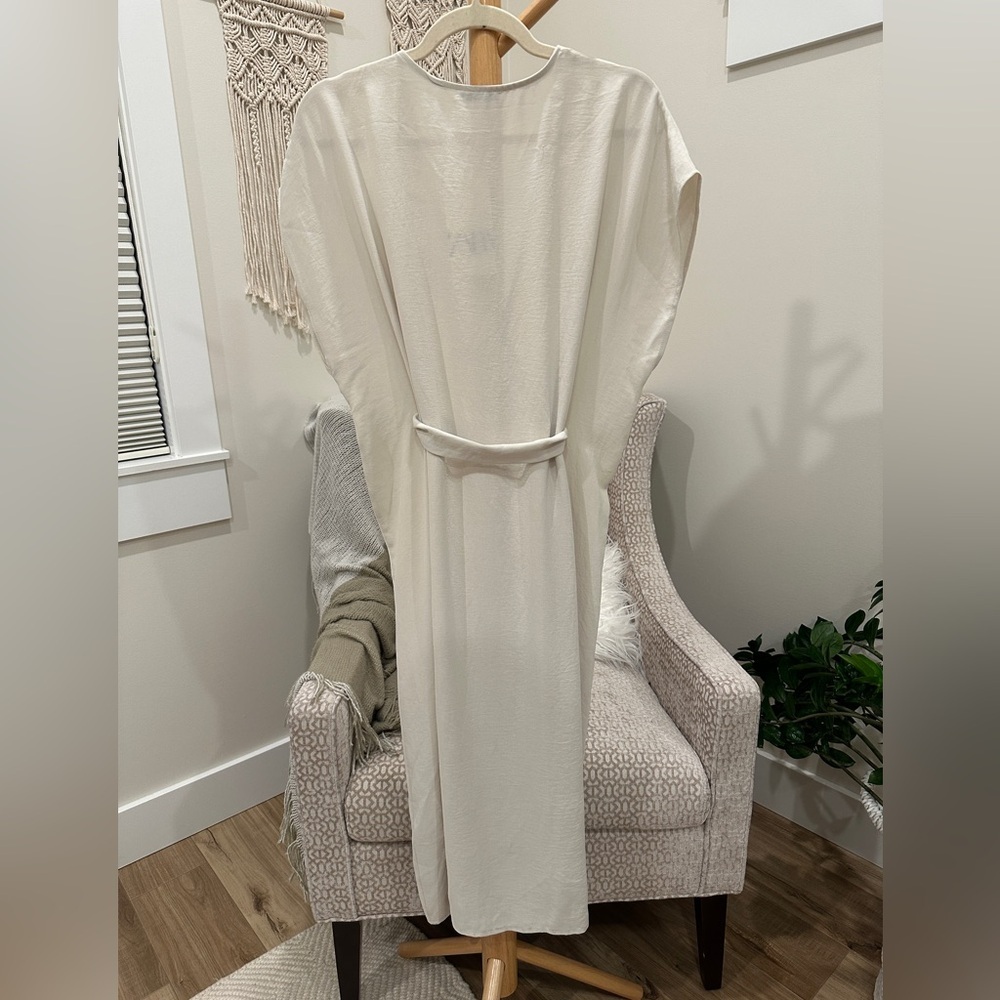 Zara Cream Wrap Midi Dress Adjustable Tie New With Tags Size S - Picture 4 of 6